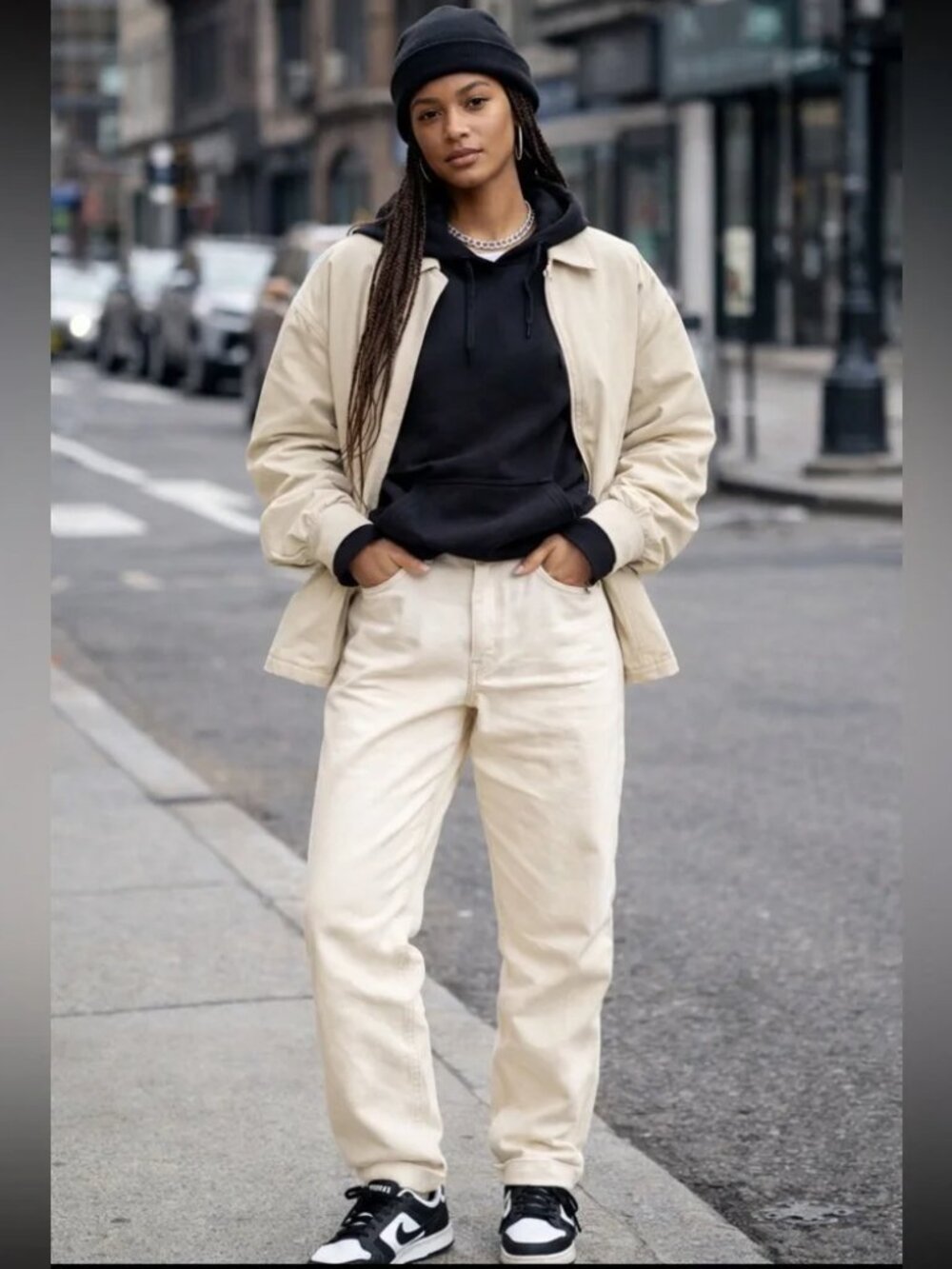 LIKE NEW! J. Crew Slouchy Boyfriend Jean in Natural Ecru (Cream Color) Size 32P